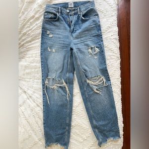 BDG baggy/distressed jeans